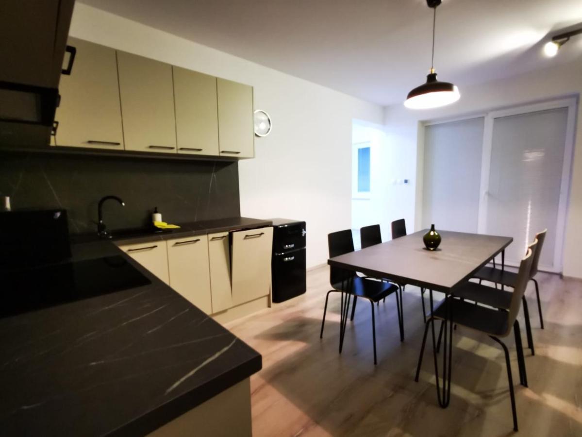 Relax And Sun Apartment Dunajska Streda Exterior photo