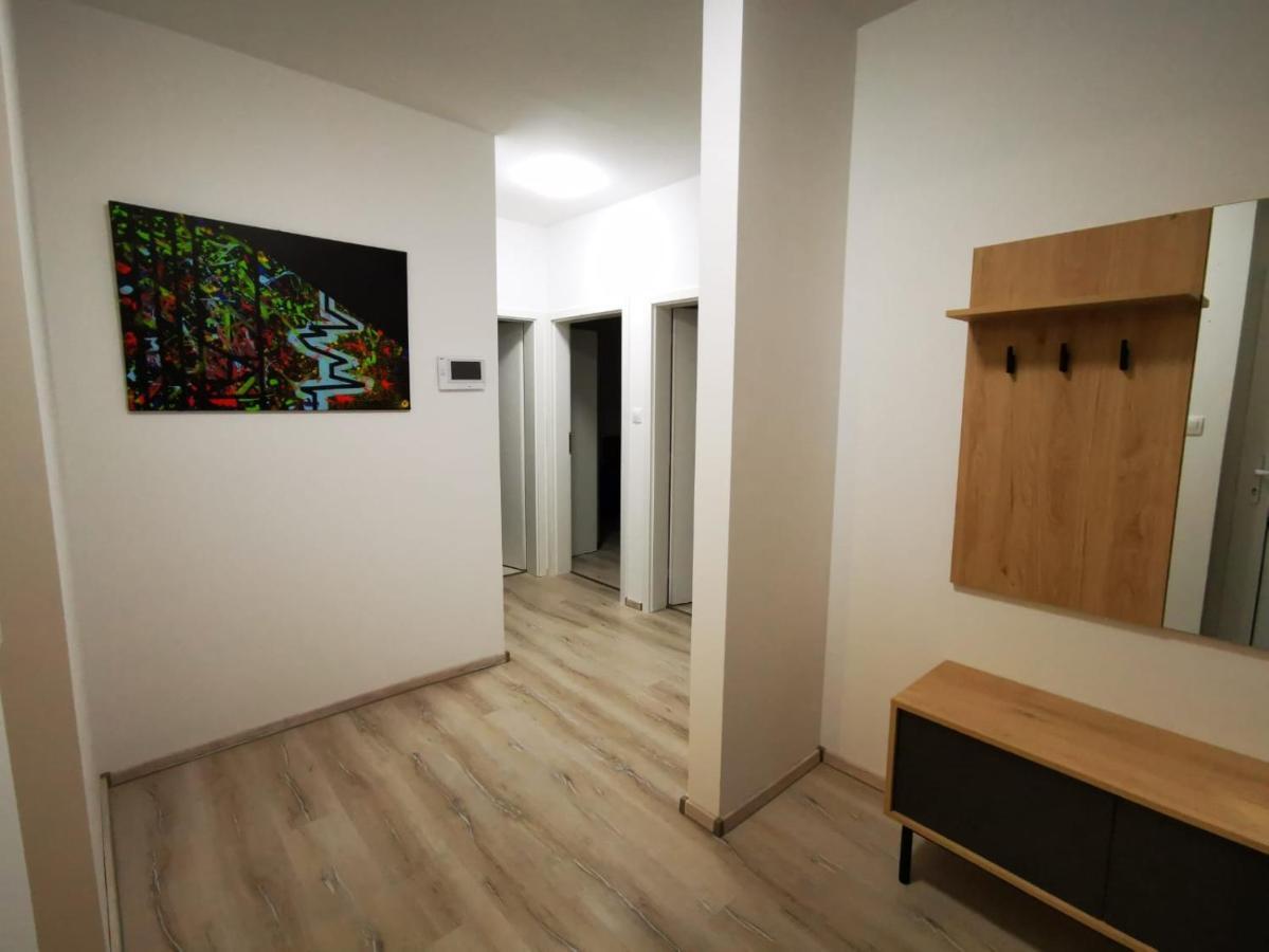Relax And Sun Apartment Dunajska Streda Exterior photo